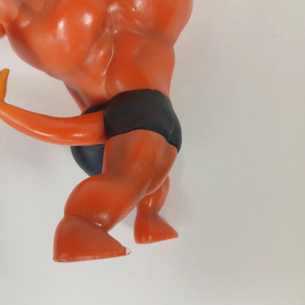 Pokémon Figurine Charmander Bodybuilder Muscle Toy Collection READ